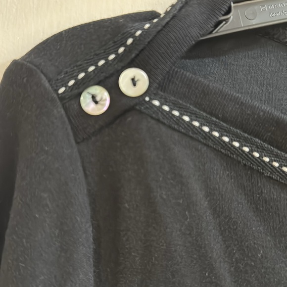 Women’s westbound tshirt/blouse - Picture 2 of 3